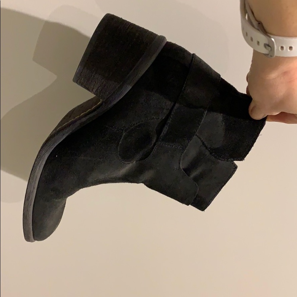 COPY - Donald J pliner booties